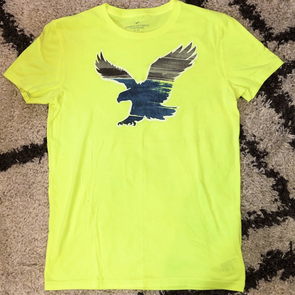 American Eagle tee, NWOT